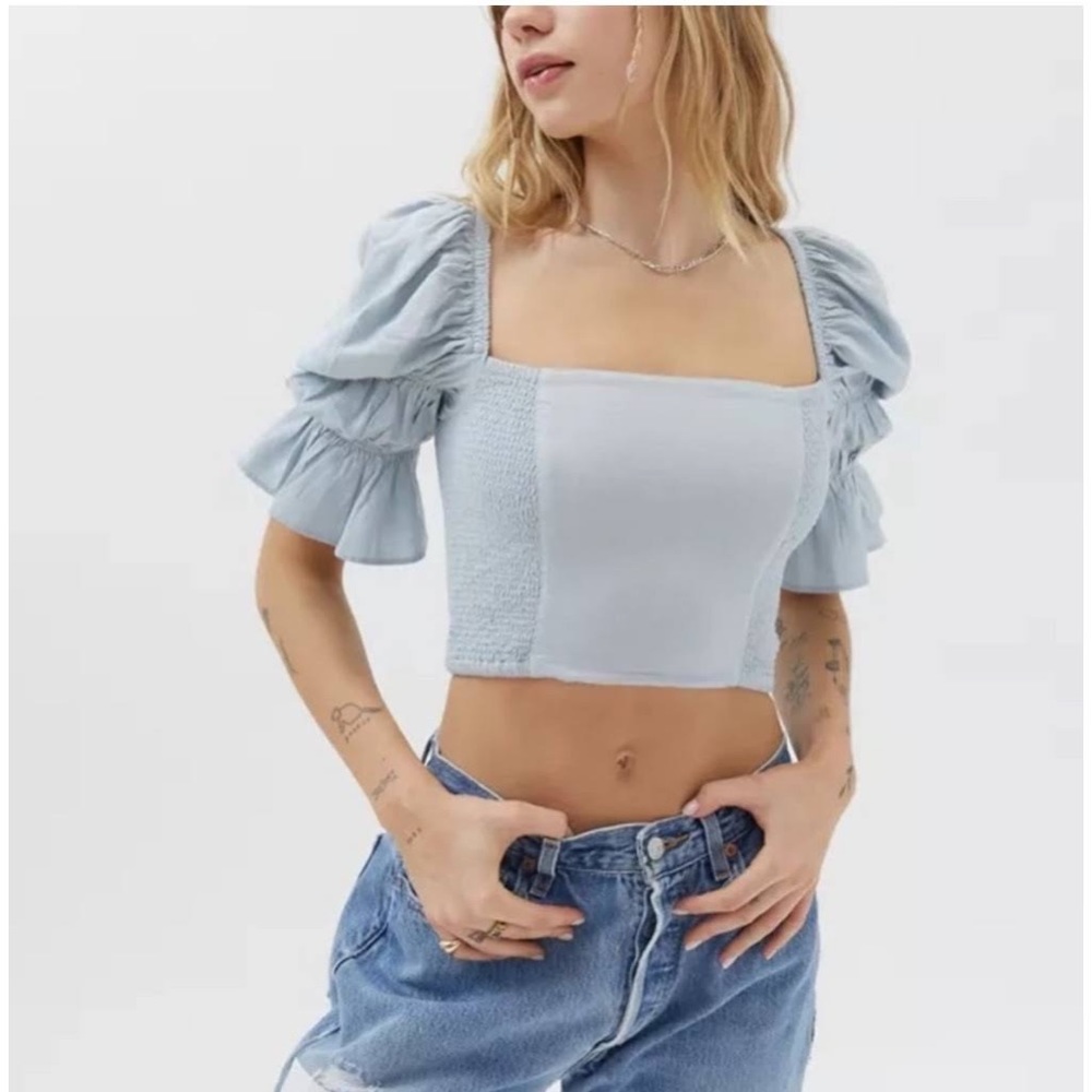 Urban Outfitters Cropped Puff Sleeve Top (never worn)!